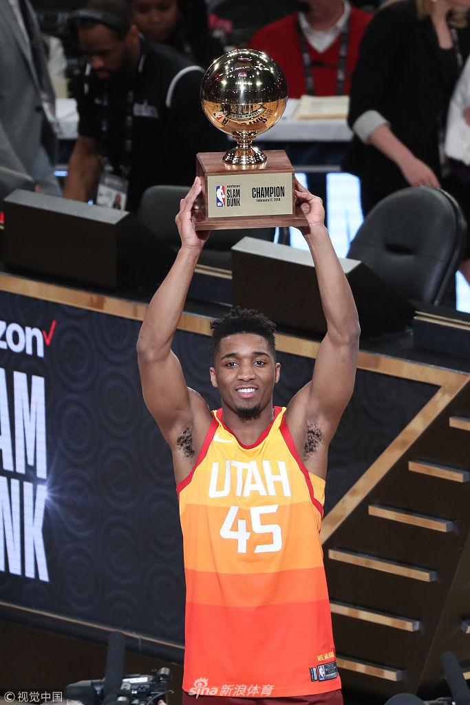 2009 亚洲王牌：松坂大辅在 WBC 获得最有价值球员，达成两连霸 MVP