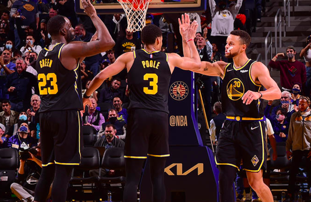 《七日杀》V2.5测试版更新发布 追加第三人称视角模式等