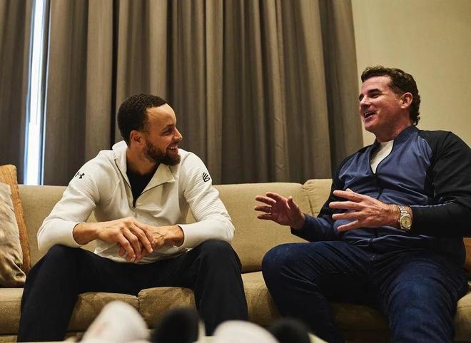 阿莫林解释曼联安排中卫罚点球：前锋射门真不如后卫，进球不够多曼联前锋射门真不如后卫！中卫罚点球加纳乔无缘，阿莫林解释理由。