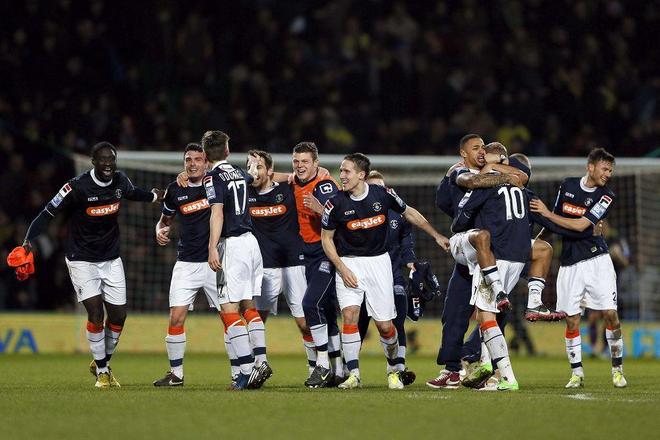 蒂尔曼：曼城大轮换？这给了球队额外的动力，我们看到了机会